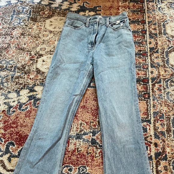 COPY - Abercrombie ultra high rise flare cut off - Picture 3 of 3